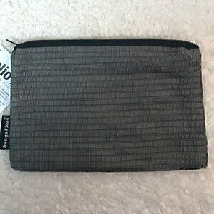 Design Ideas Medium Portfolio Pouch